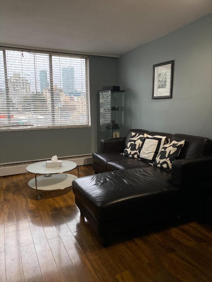 Lovely Condo Vancouver Exterior foto